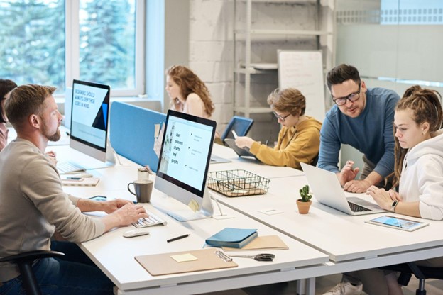 Impact of Ergonomic Office Furniture on Workplace Health and Wellness