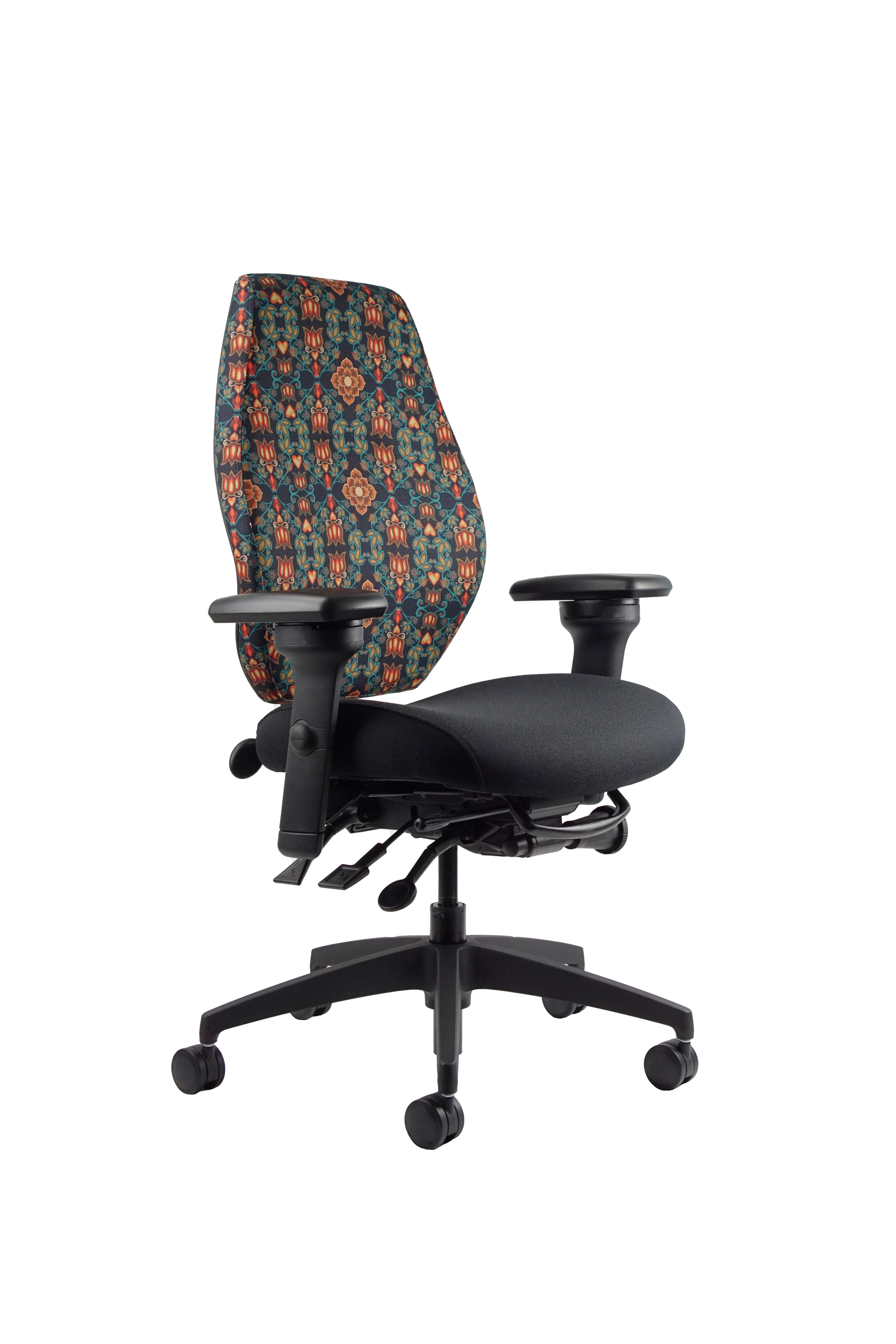 Waaban Chair in Black